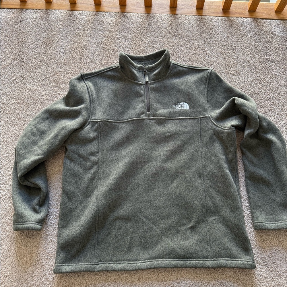 The North Face Tsillan Men's 1/4 zip Size XL